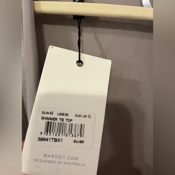 NWT Bardot Shimmer Tie Top in Silver US Sz 8/M - Picture 7 of 9